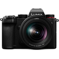 Panasonic Lumix S5 + S 20-60mm f/3.5-5.6 Lens 