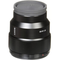 Sony ZV-E1 Mirrorless Camera with FE 85mm f/1.8 Lens - White