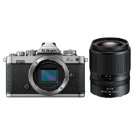 Nikon Z fc + 18-140mm Kit