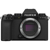 Fujifilm X-S10 + XF 18-55mm f/2.8-4 R LM OIS Lens
