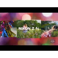 Nikon Z fc + 16-50mm - Olive Green