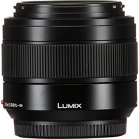 Panasonic Leica DG 25mm f/1.4 II 