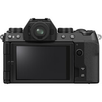 Fujifilm X-S10 + XF 18-55mm f/2.8-4 R LM OIS Lens