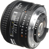 Nikon AF 35mm f/2D Lens 