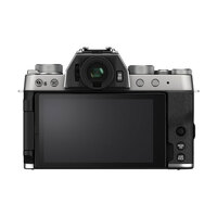 Fujifilm X-T200 + XC 15-45mm Lens