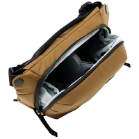 Peak Design Everyday Sling 3L v2 - Coyote