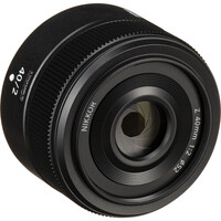 Nikon Z Portrait Kit (Z 40mm f/2 Lens + SB-700 Speedlight) 
