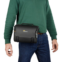 Lowepro Adventura SH 160 III Shoulder Bag - Black