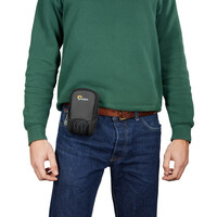 Lowepro Adventura CS 20 III Camera Pouch - Black