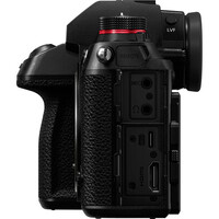 Panasonic Lumix S1 - Body Only