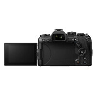 Olympus OM-D E-M1 III + 12-100mm f/4 PRO Lens
