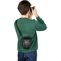 Lowepro Adventura SH 115 III Shoulder Bag - Black