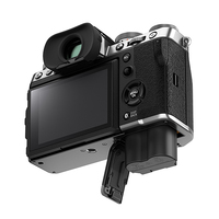 Fujifilm X-T5 Silver + XF 16-80mm f/4 R OIS WR Lens