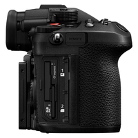 Panasonic Lumix GH7 Mirrorless Camera 12-35mm Leica Pro Kit