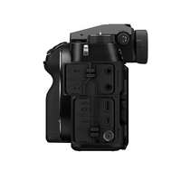 Fujifilm GFX 50S II + GF 35-70mm f/4.5-5.6 WR Lens