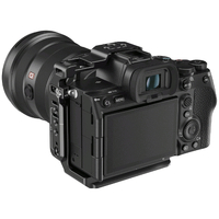 SmallRig Half Cage for Sony Alpha 7R V / Alpha 7 IV / Alpha 7S III / Alpha 1 / Alpha 7R IV 3639