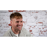 Manfrotto LL LB5706 Collapsible Background - Red Brick/Distressed White Brick, 5 x 7'