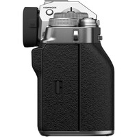 Fujifilm X-T4 + XF 18-55mm f/2.8-4 R LM OIS Lens - Silver