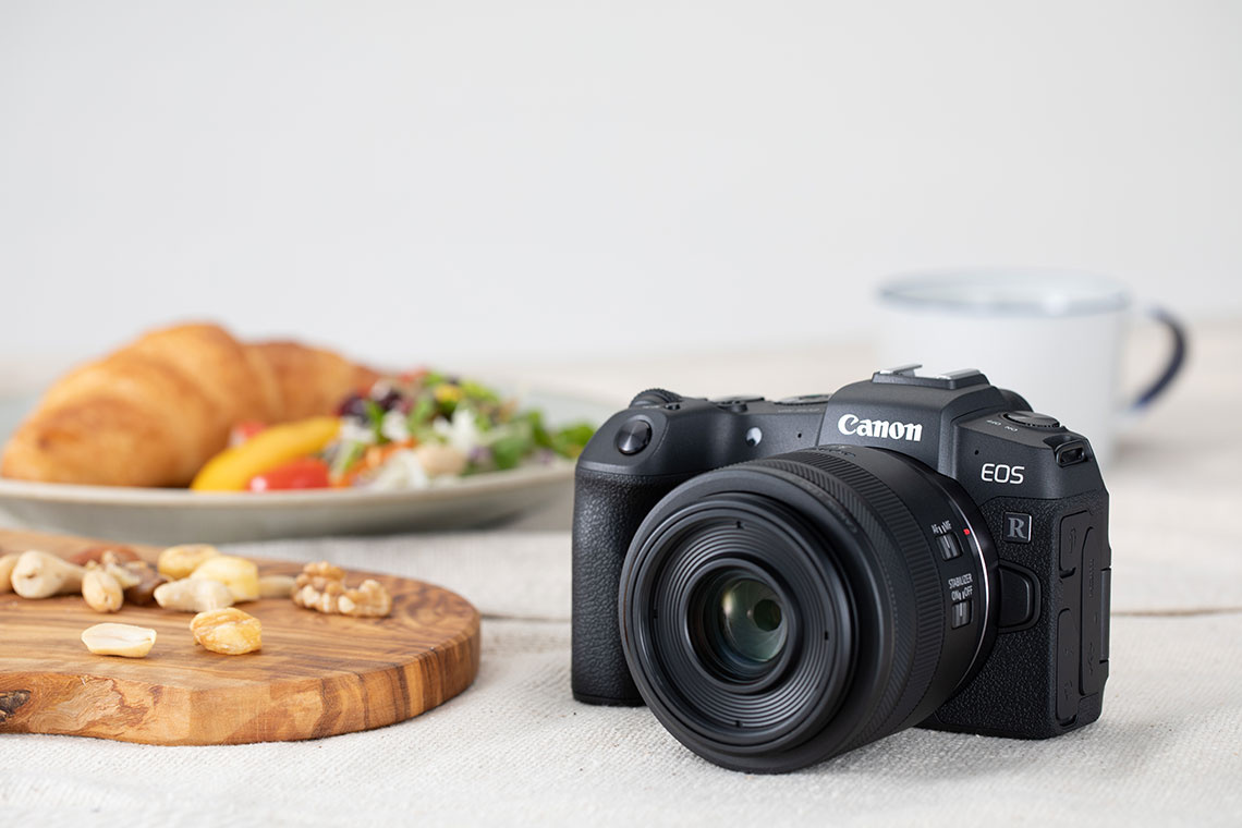 Canon Cameras as a gift for every season - G7X III