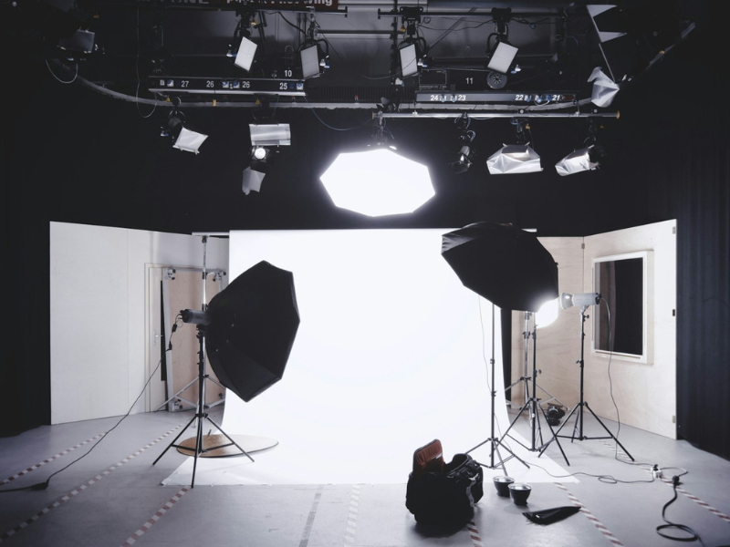 Strobe lights for studio portrait photography