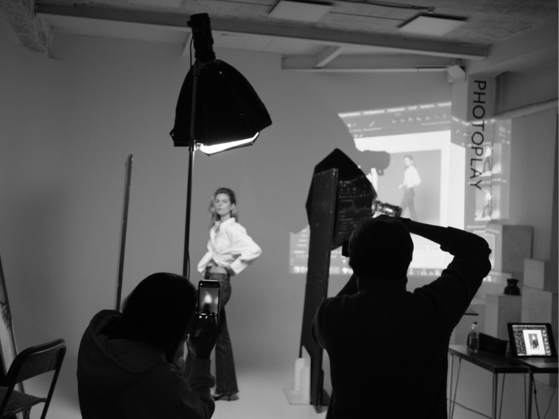 Studio flash and strobe lighting for fashion photography