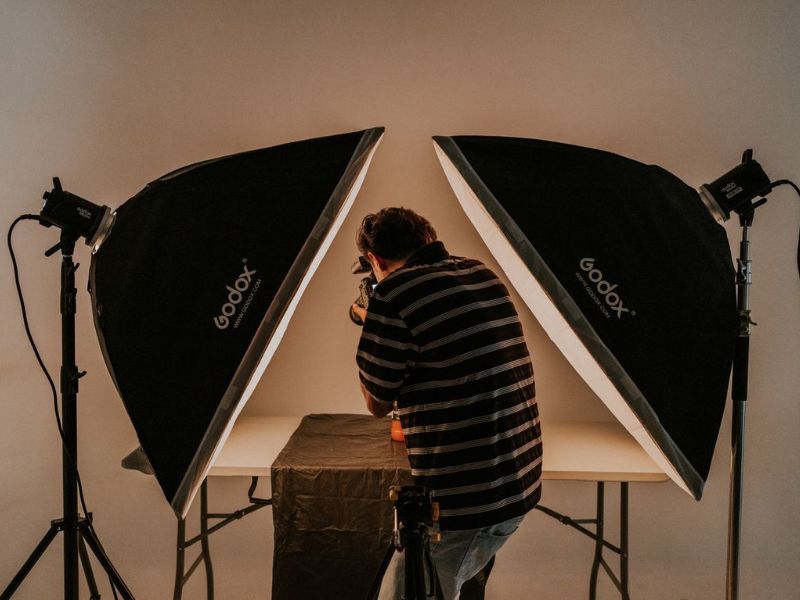 Strobe lights for studio photography