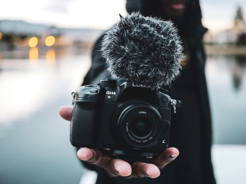 Prime lens for vlogging