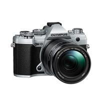 Olympus OM-D E-M5 III + 14-150mm Lens