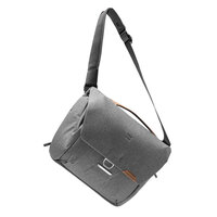Peak Design Everyday Messenger Bag 13L Version 2