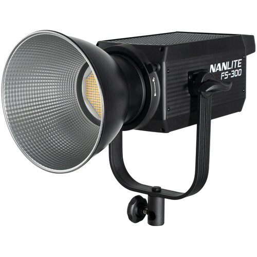 Nanlite FS-300 Twin 5600K Daylight LED monolight kit