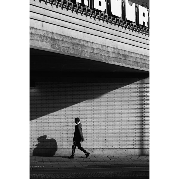 Street Photography Guide: Tips, Gear and How to Get Started image